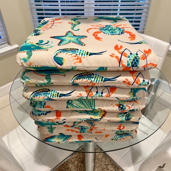 4 Coastal Theme Chair Cushions ~ NWOT - Picture 1 of 4
